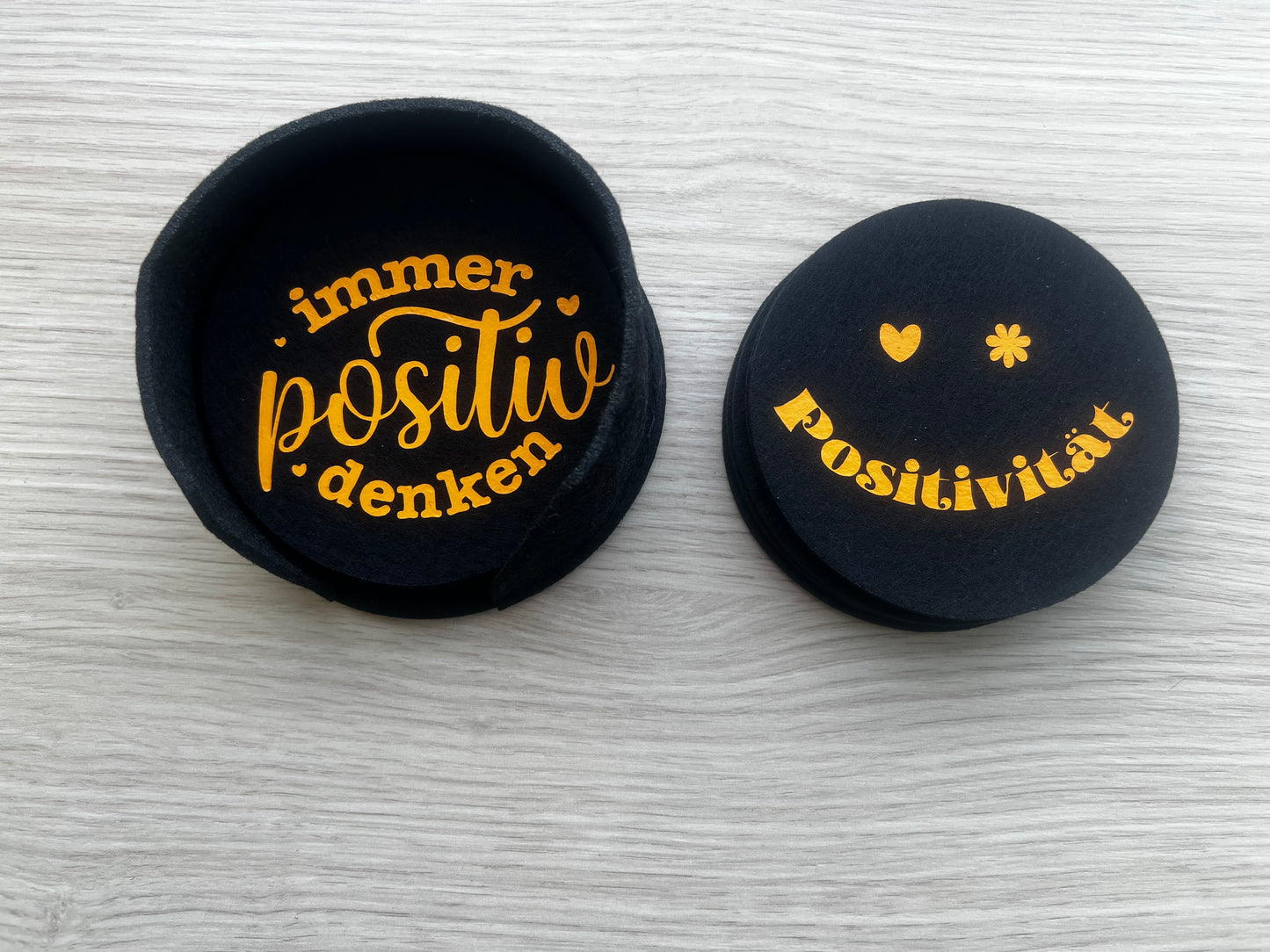 Filzuntersetzer mit positiven Sprüchen 🍀