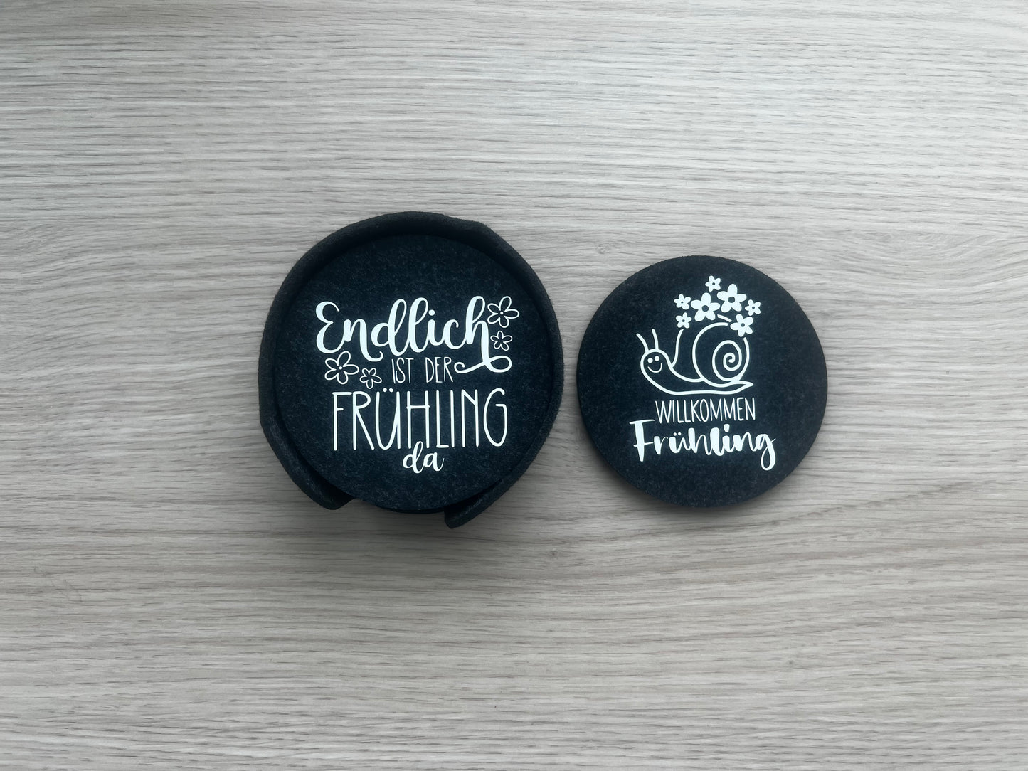 🌸 Frühlings-Untersetzer aus Filz – stilvoll & nachhaltig