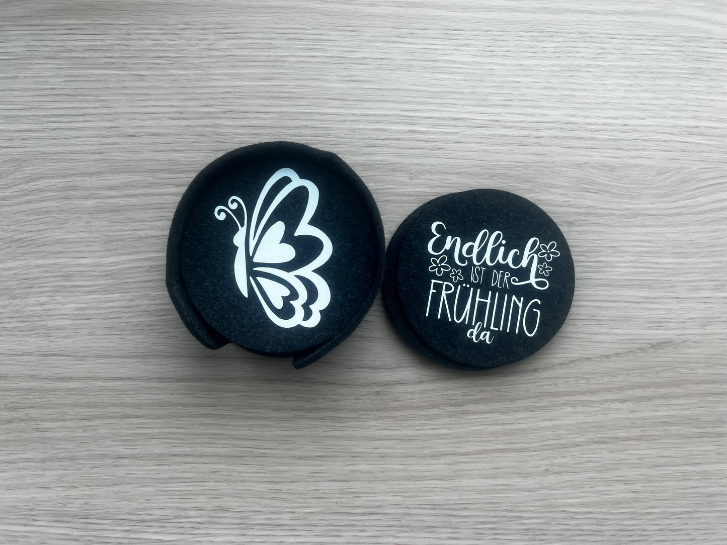 🌸 Frühlings-Untersetzer aus Filz – stilvoll & nachhaltig